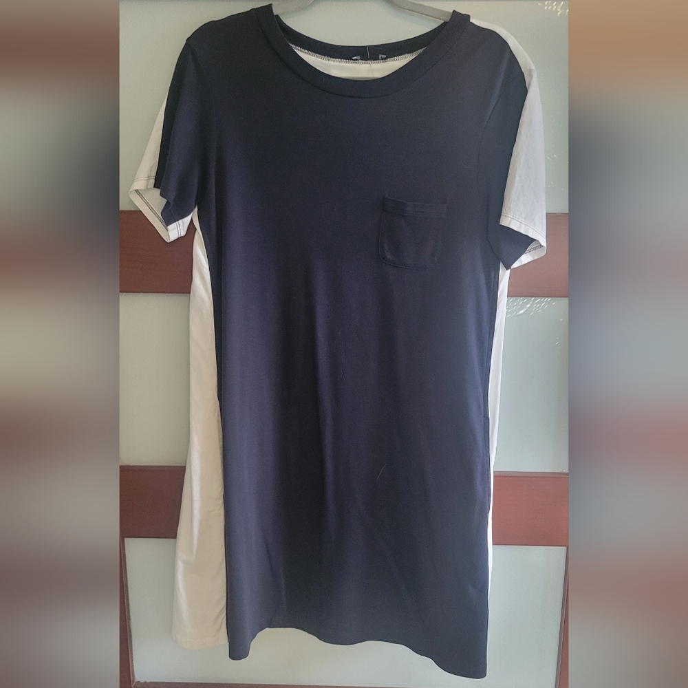 Theory Two-Tone Black and White Tee
